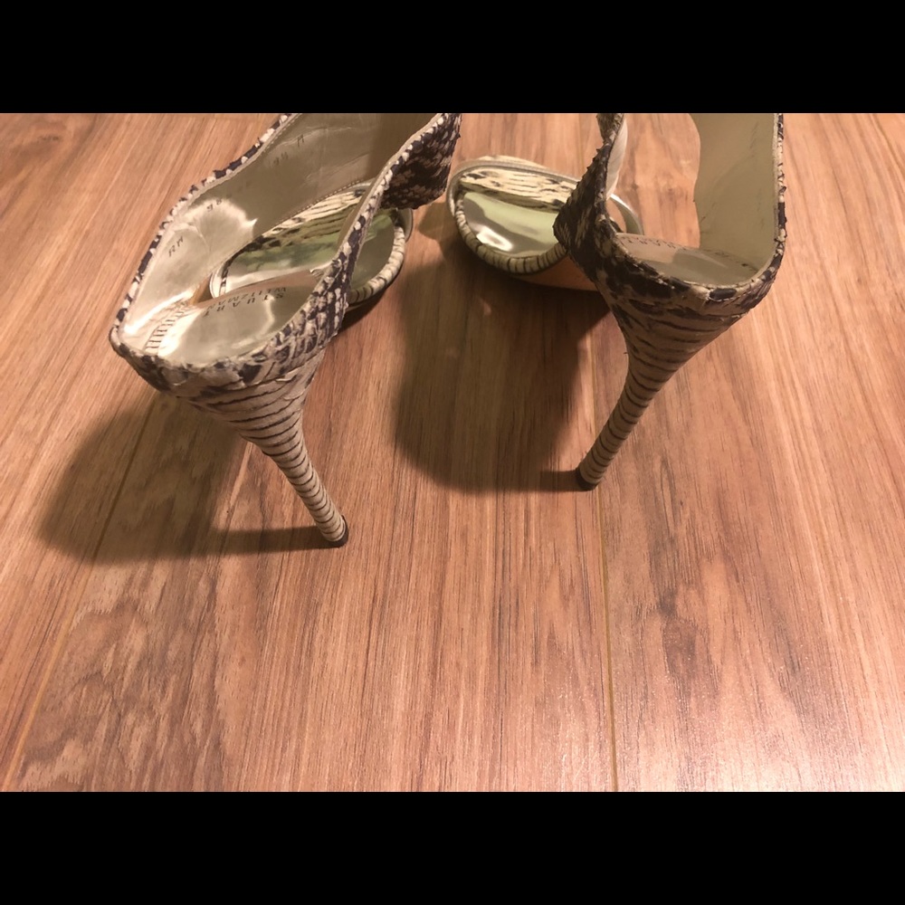 Stuart Weitzman heels. 9.5 - Picture 2 of 4